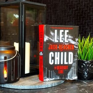 New York Times Bestselling Author Lee Child Hardcover - The Midnight Line
